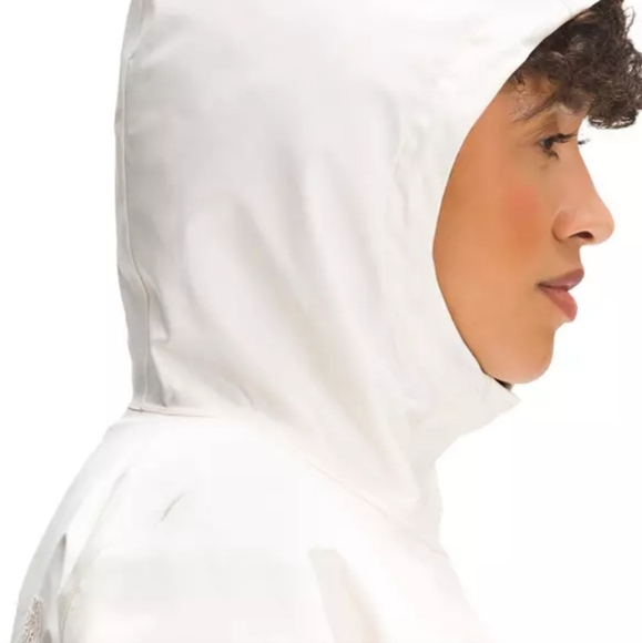 The North Face Women's Woodmont Parka Jacket - Picture 3 of 13